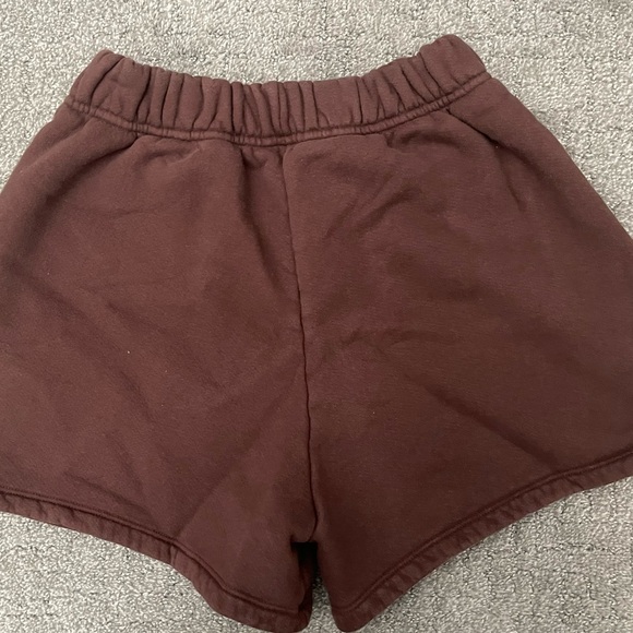 Set Active Sweat Shorts in Cocoa Brown - Picture 4 of 7